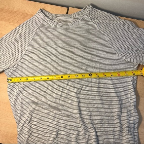 Goodfellow men’s long sleeve striped shirt - Picture 3 of 5